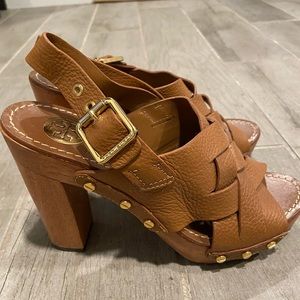 Tory Burch shoes/ Jodie Wooden Chunky brown leather heels